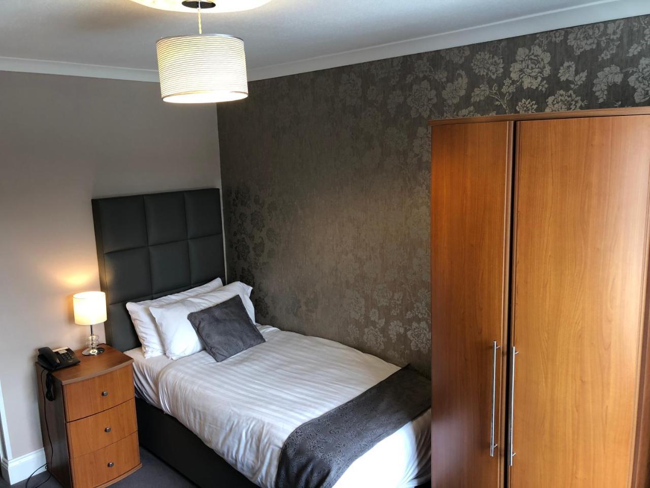 Elfordleigh Hotel Plympton Pokoj fotografie